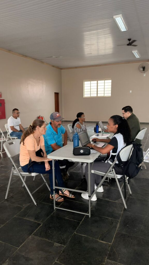 CDHU MÓVEL EM BENTO DE ABREU