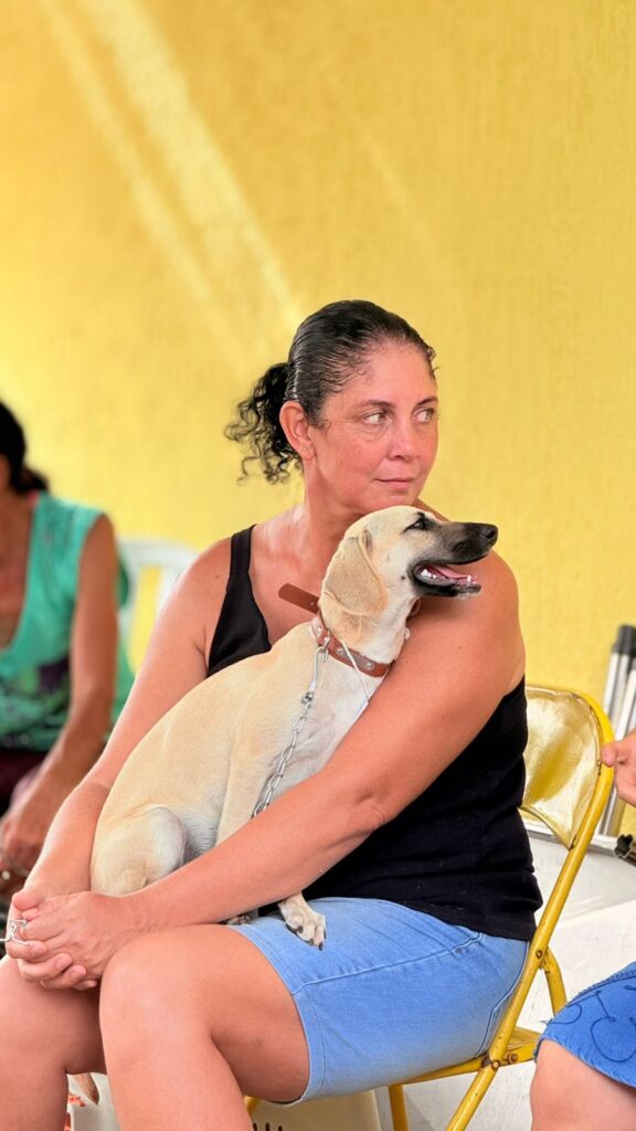 CASTRAÇÃO E MICROCHIPAGEM