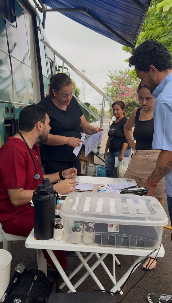 CASTRAÇÃO E MICROCHIPAGEM