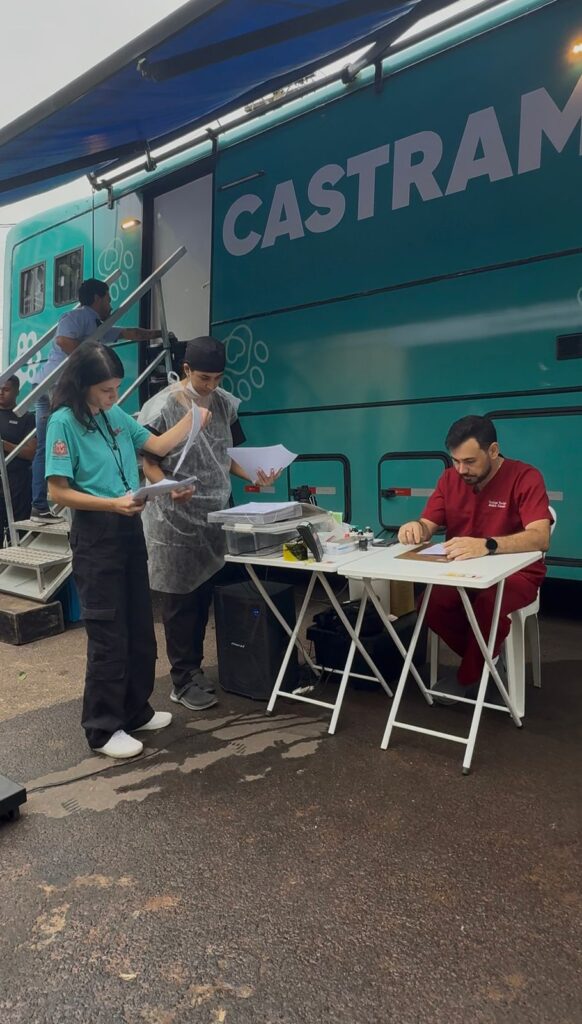 CASTRAÇÃO E MICROCHIPAGEM