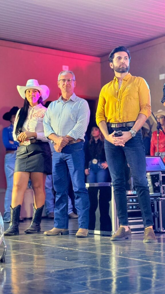 ESCOLHA DA RAINHA DA 16º FESTA DO PEÃO