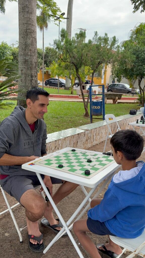 FAMILIA NA PRAÇA 1º EDIÇÃO