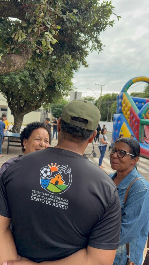 FAMILIA NA PRAÇA 1º EDIÇÃO