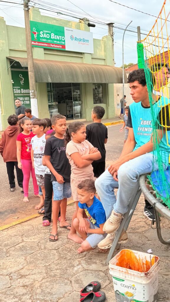 FAMILIA NA PRAÇA 1º EDIÇÃO