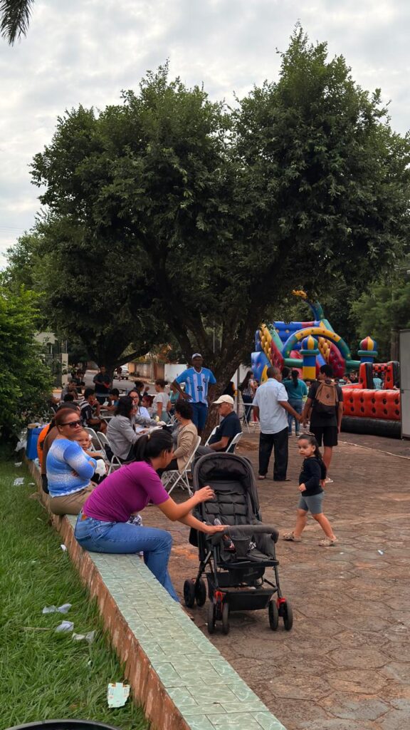 FAMILIA NA PRAÇA 1º EDIÇÃO