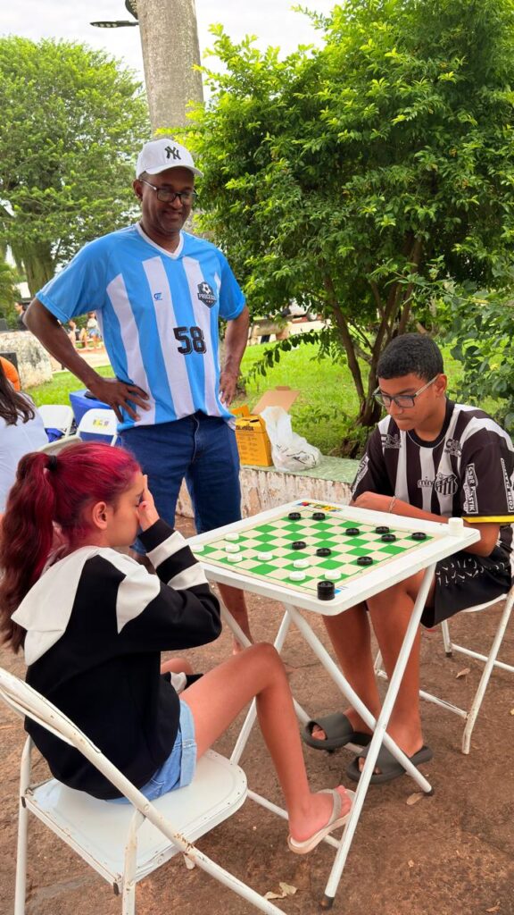 FAMILIA NA PRAÇA 1º EDIÇÃO