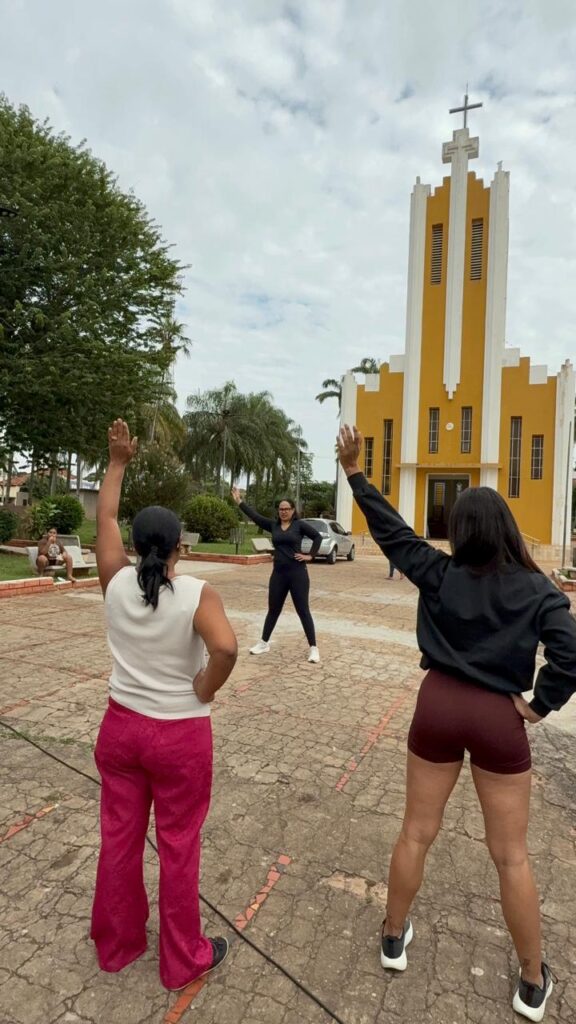 FAMILIA NA PRAÇA 1º EDIÇÃO