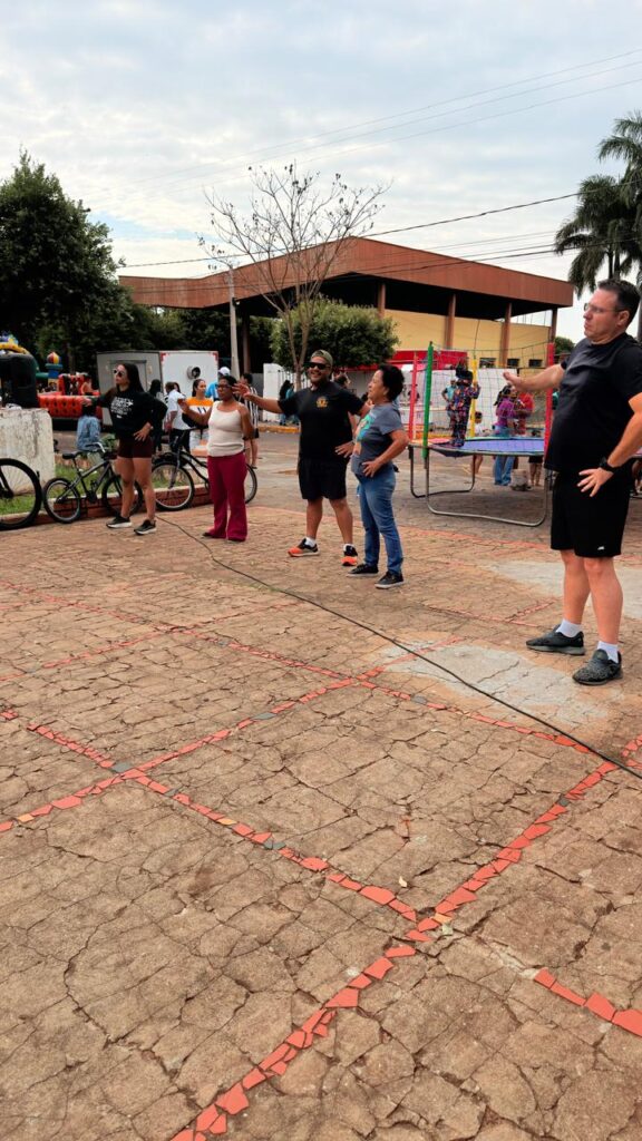 FAMILIA NA PRAÇA 1º EDIÇÃO