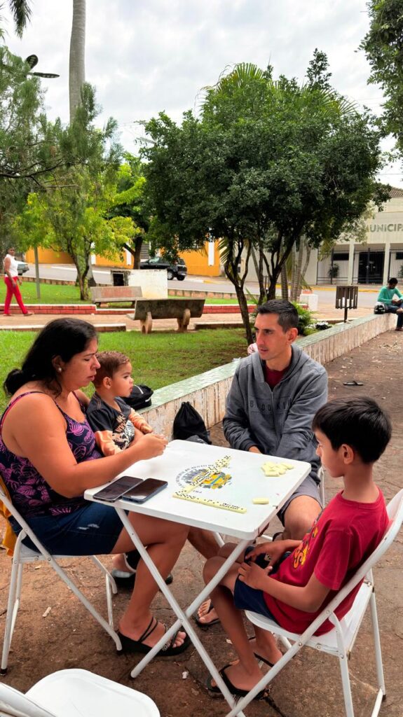 FAMILIA NA PRAÇA 1º EDIÇÃO
