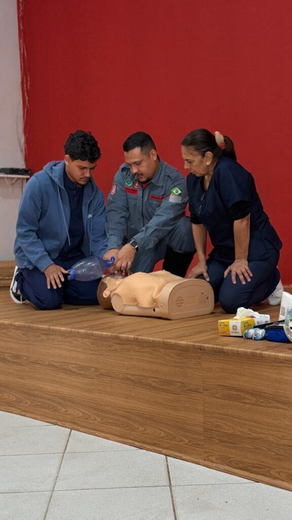 TREINAMENTO DE BRIGADA DE INCENDIO E PRIMEIROS SOCORROS.