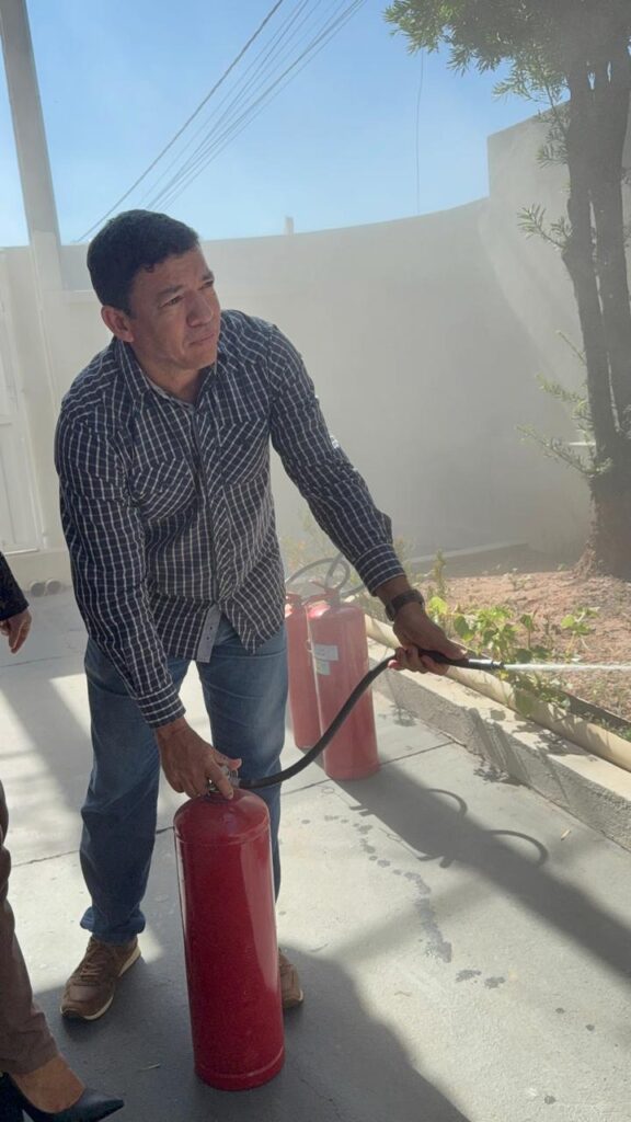 TREINAMENTO DE BRIGADA DE INCENDIO E PRIMEIROS SOCORROS.
