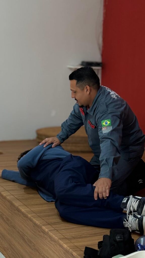TREINAMENTO DE BRIGADA DE INCENDIO E PRIMEIROS SOCORROS.