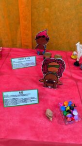 EMEF DORIVAL REIS CAMARGO REALIZA EXPOSIÇÃO FOLCLÓRICA.
