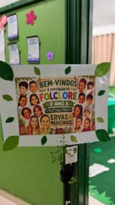 EMEF DORIVAL REIS CAMARGO REALIZA EXPOSIÇÃO FOLCLÓRICA.