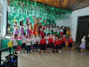 EXPOSIÇÃO E APRESENTAÇÃO FOLCLORICA