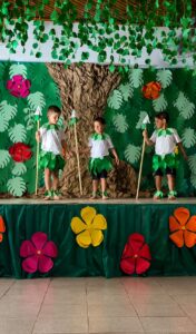 EXPOSIÇÃO E APRESENTAÇÃO FOLCLORICA