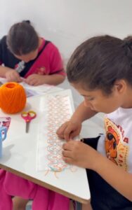 OFICINA DE BORDADO, CRIANÇAS SCFV