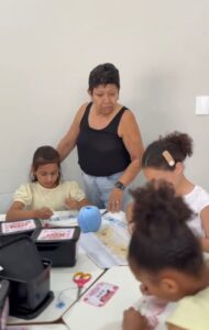 OFICINA DE BORDADO, CRIANÇAS SCFV