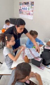 OFICINA DE BORDADO, CRIANÇAS SCFV