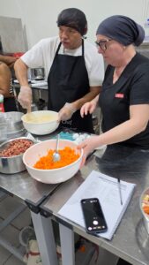CURSO DE FABRICAÇÃO DE TORTAS.