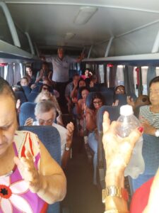 GRUPO DA MELHOR IDADE PARTICIPA DE BAILE REGIONAL EM GUARARAPES.