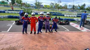 PASSEIO COM AS CRIANÇAS NO SPEED PARK.