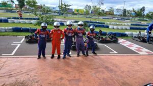PASSEIO COM AS CRIANÇAS NO SPEED PARK.