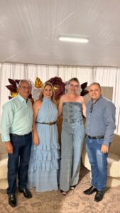 JANTAR ESPECIAL EM HOMENAGEM AO DIA DOS PROFESSORES.