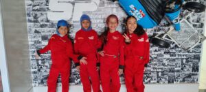 PASSEIO COM AS CRIANÇAS NO SPEED PARK.