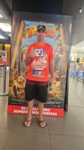 PASSEIO NO CINEMA COM PARTICIPANTES SCFV – BPC/PNE – Pintura em Telas