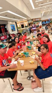 PASSEIO NO CINEMA COM PARTICIPANTES SCFV – BPC/PNE – Pintura em Telas